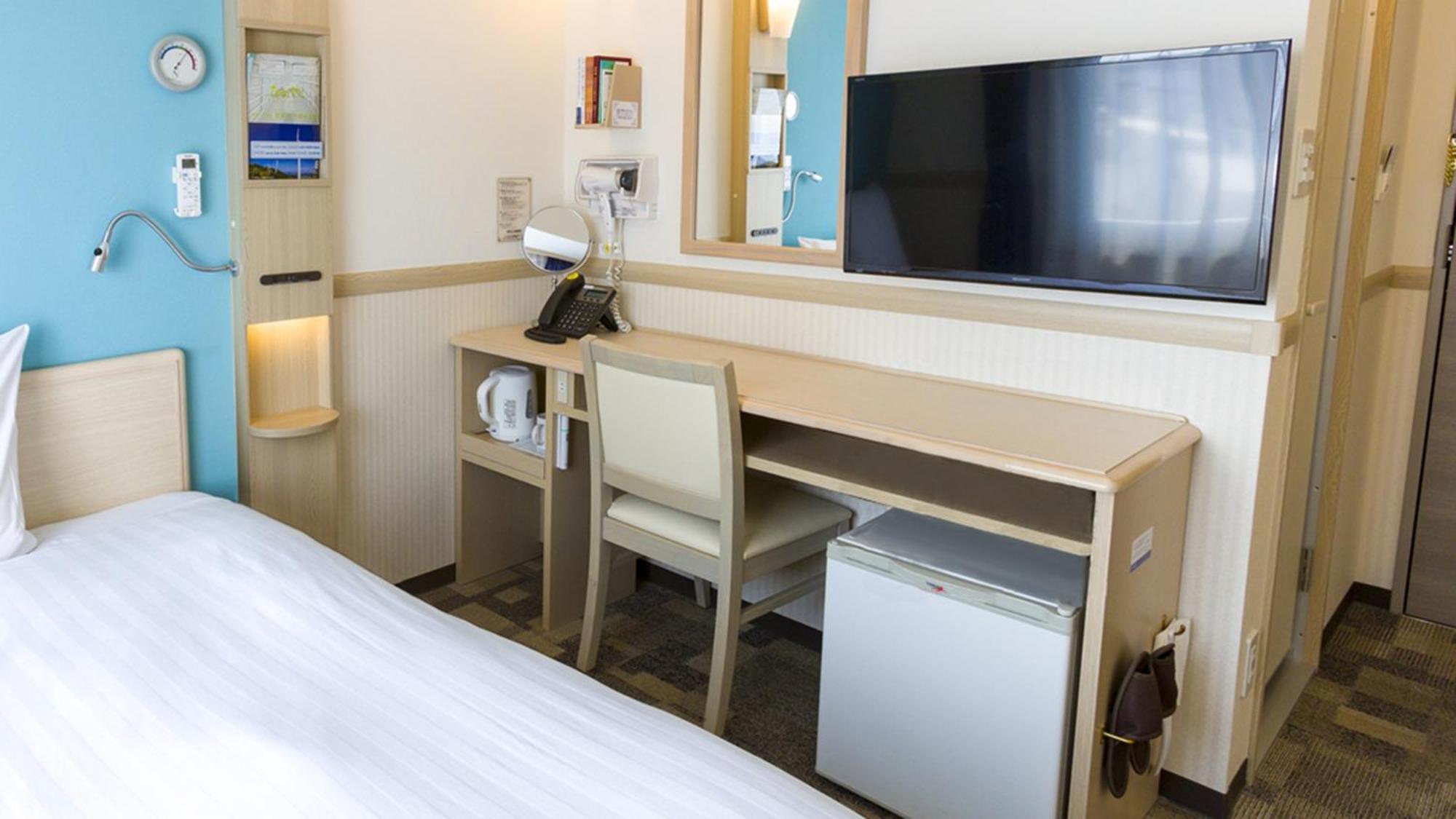 Toyoko Inn Marugame Ekimae Екстер'єр фото