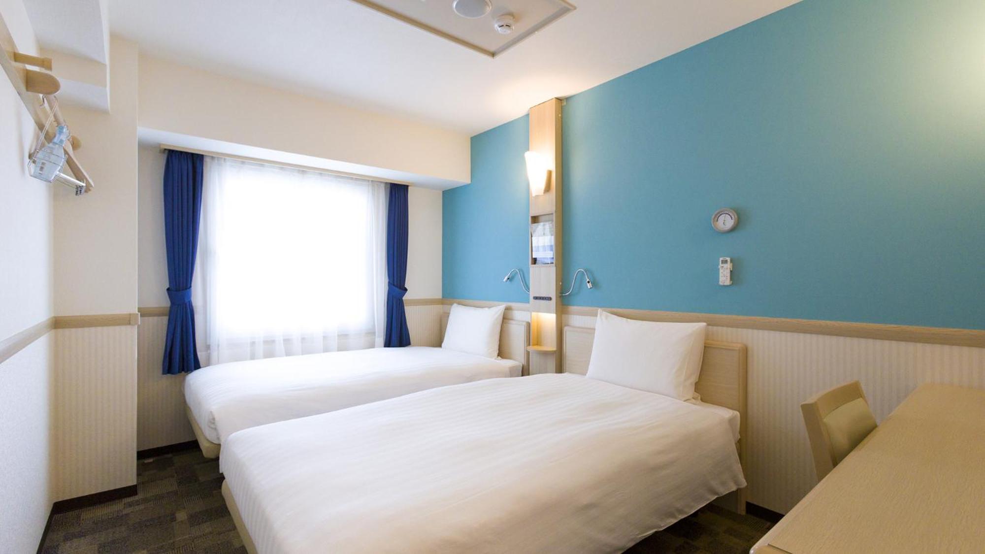 Toyoko Inn Marugame Ekimae Екстер'єр фото